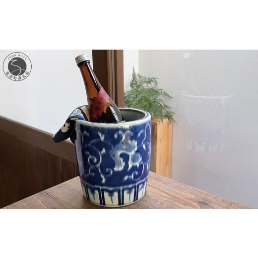 ふるさと納税 食器・グラス 皿 佐賀県 有田町 有田焼 福泉窯 染付地紋牡丹唐草 火鉢筒型ワインクーラー 渕上陶磁器 / FUCHIGAMI TOJIKI 一点物 手描き インテ…