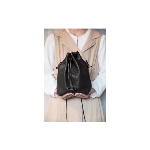 ふるさと納税 カバン ショルダーバッグ 岐阜県 本巣市 受注生産 RUNTO(るんと)ー日常に寄り添う、鹿革巾着バック ジビエ 鹿革 豚革 牛革