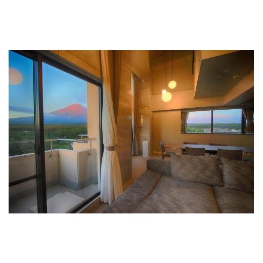 ふるさと納税 宿泊券 ホテル 山梨県 富士河口湖町 ホテルレジーナ河口湖 「コーナースイートルーム ザ・フジ」1泊朝食付き 2名様宿泊券