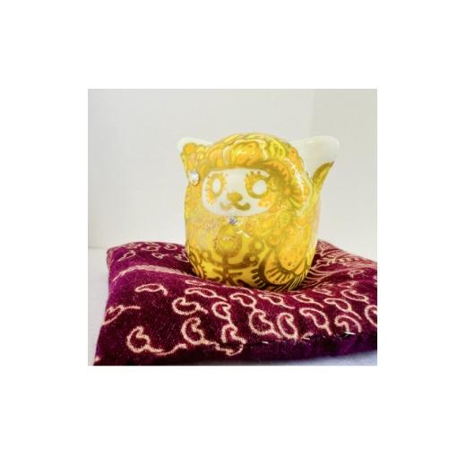 ふるさと納税 雑貨・日用品 栃木県 小山市 世界にひとつだけの手づくり猫だるまセット(猫耳付きだるま・座布団・布袋) 1676719