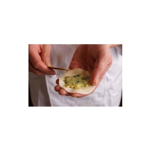 ふるさと納税 餃子 大阪府 富田林市 蓮花の冷凍餃子 16個入×2パック 1683909