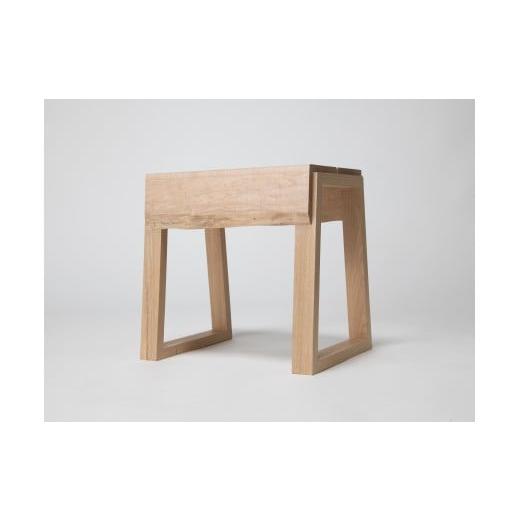 ふるさと納税 美容 北海道 中川町 中川町の森から生まれたスツール 『ZAG ユニークタイプ』