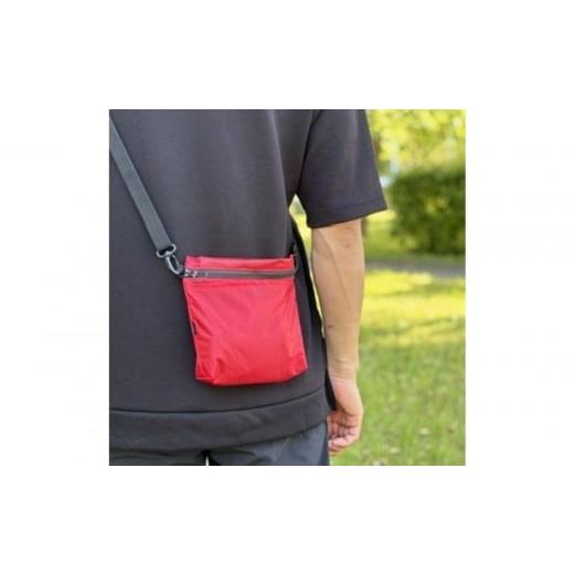 ふるさと納税 カバン ショルダーバッグ 愛知県 名古屋市 赤 雨の日にも ポケット付き軽量ナイロンショルダーバッグ サコッシュ 撥水ポシェット 赤