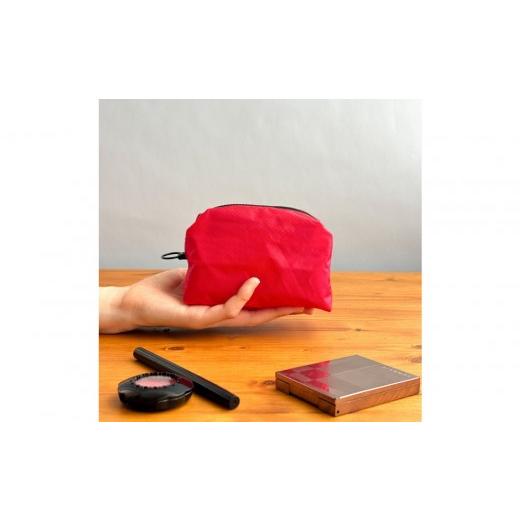 ふるさと納税 小物 愛知県 名古屋市 赤 ナイロン化粧ポーチ 内ポケット付き 赤