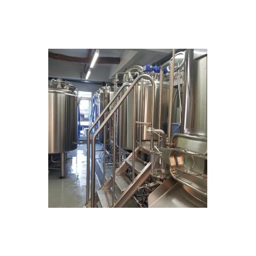 ふるさと納税 ビール 地ビール 静岡県 三島市  定期便 3回 クラフトビール fete三島醸造所おまかせ 6本 クラフトビール フルーツ 酒 麦酒 ホップ 贈答 おすす…の画像