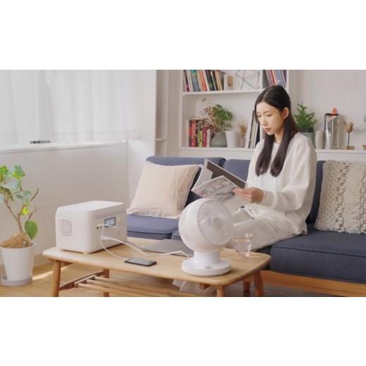ふるさと納税 電化製品 東京都 荒川区 ポータブル電源 solarich(ソラリッチ)本体+ソーラーパネル100Wセット 072-002の画像