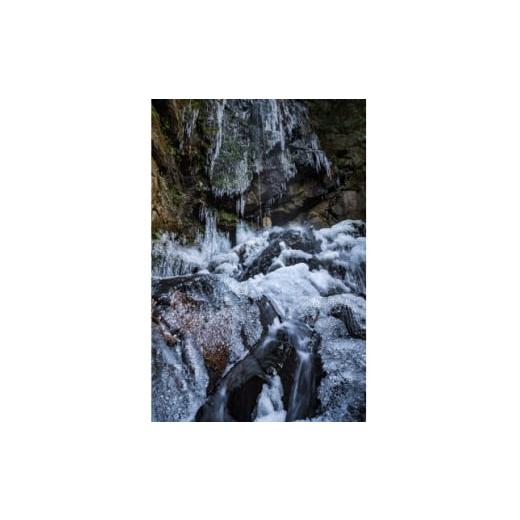 ふるさと納税 家具 奈良県 天理市 天理の風景3『 MYSTIC FREEZE 〜 白幽の滝 〜 』A4額装プリント 1712605
