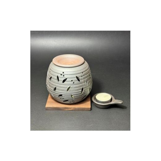 ふるさと納税 陶磁器・漆器・ガラス 愛知県 常滑市 石龍 黒鉄色華花茶香炉 6-472|陶器 やきもの 焼き物 手作り 伝統工芸品 工芸品 茶香炉 常滑焼 日本六古…