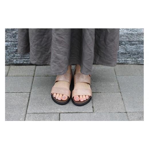 ふるさと納税 ファッション 靴 兵庫県 神戸市 軽量2本ベルトサンダル ピンクベージュメタリック / サイズLL(24.5〜25.0センチ) ピンクベージュメタリック …