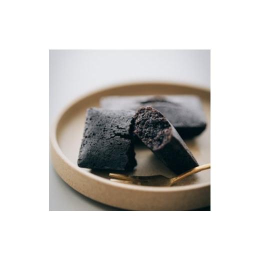 ふるさと納税 焼菓子・チョコレート 愛知県 豊川市 愛知県豊川市 querofune 豊川稲荷 挽きたてアーモンド香るフィナンシェ 黒狐ショコラ 1715332