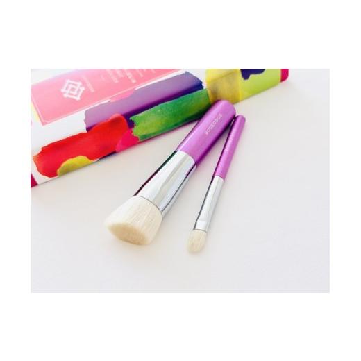 ふるさと納税 美容 広島県 熊野町 熊野化粧筆 ファンデブラシピンク(小)&シャドーブラシ 熊野筆ほうこどう メイクブラシ 化粧筆 ファンデーションブラシ ア…