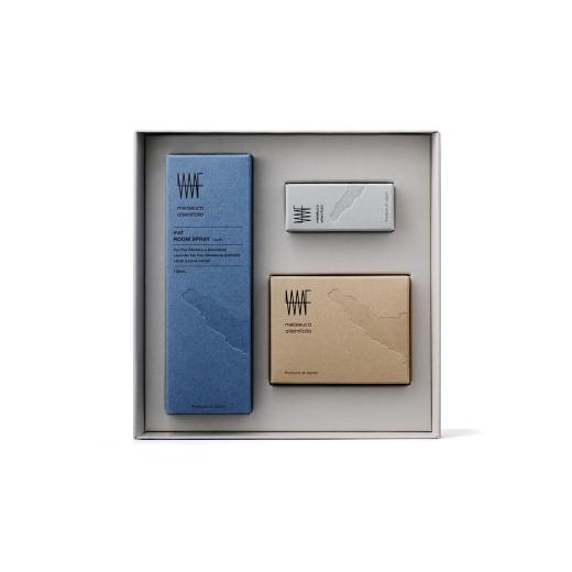 ふるさと納税 アロマ・入浴剤 アロマ用品 兵庫県 淡路市 BOX SET (maf essential oil tea tree + maf cold process soap MA + maf room spray No.01)の画像