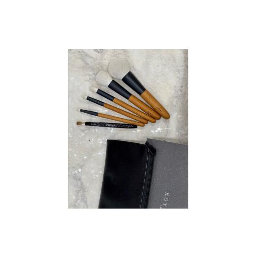 ふるさと納税 伝統技術 広島県 熊野町 熊野化粧筆 Yoshiki6本セット リップ付き メイクブラシ 化粧筆 フェイスブラシ チークブラシ アイシャドウブラシ リップ…