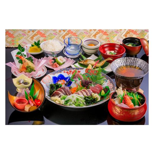 ふるさと納税 高知県 高知市 「三翠園」ペア宿泊券     商品情報    容量※一泊二食付（夕食、朝食）発送期日準備でき次第、順