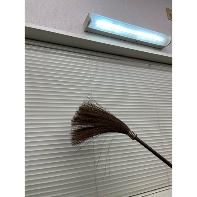 送料無料 高田耕造商店　しゅろのやさしいほうき　はたき　焼檜柄 2本セット 障子 ふすま エアコン 仏像 年末のお掃除 拭き取りにくい所に最適です。 | 高田耕造商店 | 05