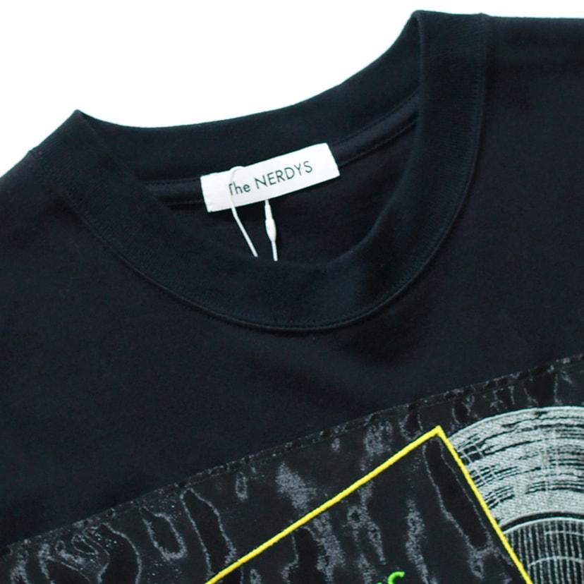 brigitte tanaka（ブリジットタナカ） × The NERDYS VINYLES T-shirt