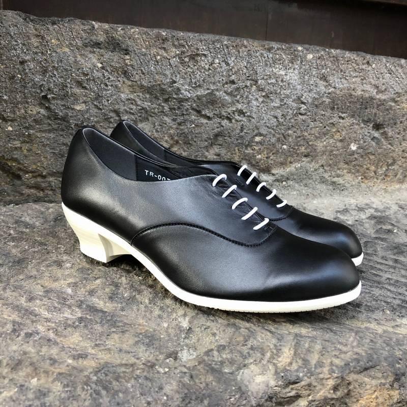 ショセ chausser レースアップレザーヒールシューズ chausser 【展示品】TRAVEL SHOES by chausser トラベルシューズ