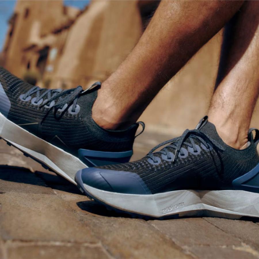 オールバーズ ツリーフライヤー スニーカー ホワイトブルー 28 Y1068 オールバーズ ツリーフライヤー スニーカー ホワイトブルー 28 Y1068