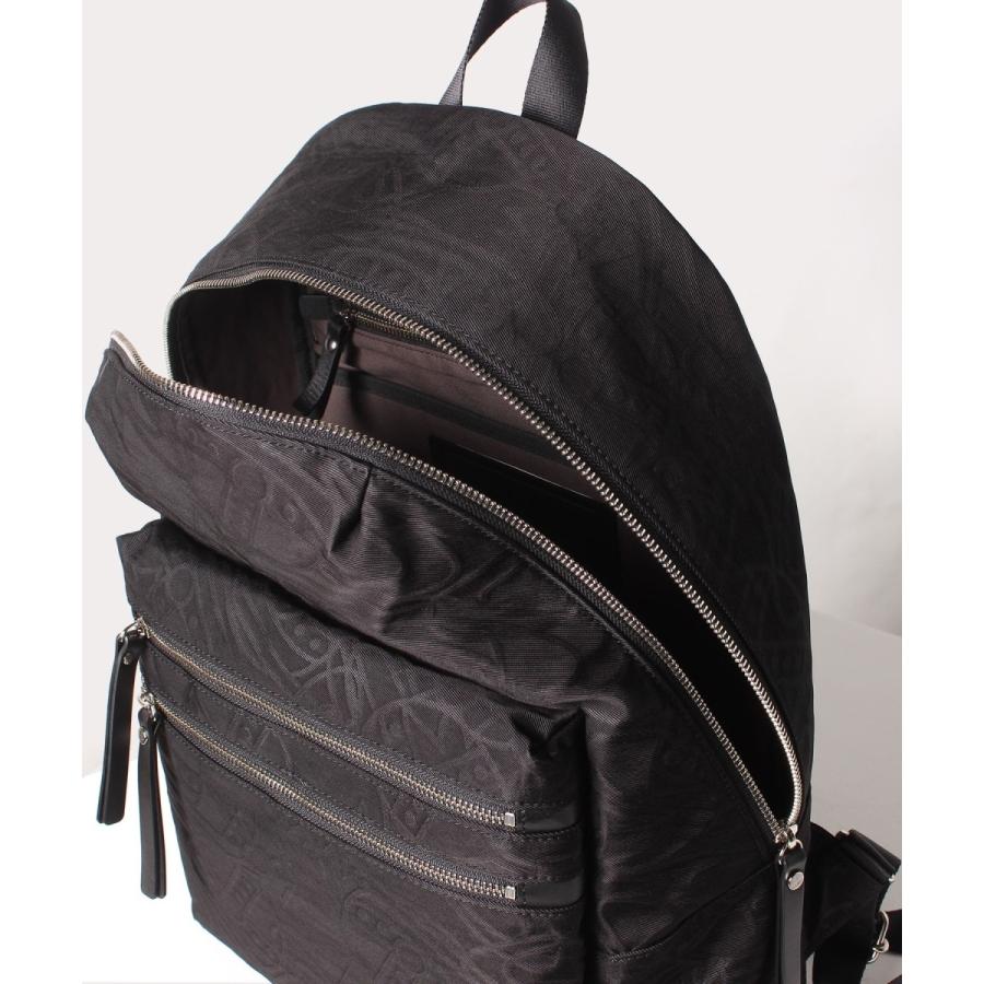 ヴィヴィアンウエストウッド Vivienne Westwood ラインORBエンボス