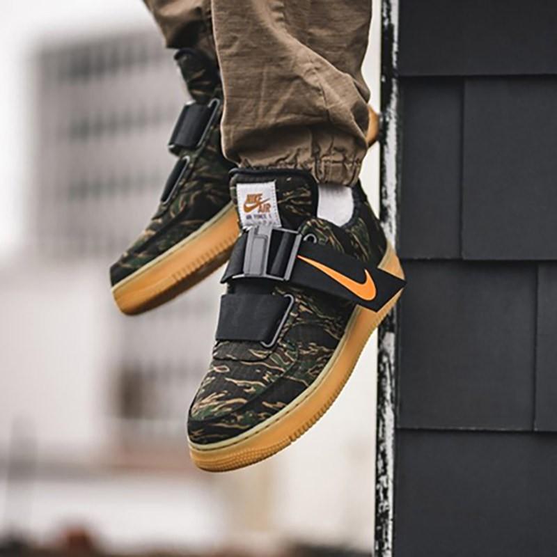 ナイキ Nike X Carhartt Air Force 1 エアフォースワン Ut Low Prm Wip