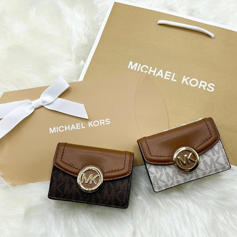 マイケルコース Michael Kors 財布 モノグラム コンパクト 三つ折り財布 ブラウン ホワイト ギフト プレゼント ラッピング レディース 即発 Mk 3 Mk 3 Stone1 ヤフー店 通販 Yahoo ショッピング
