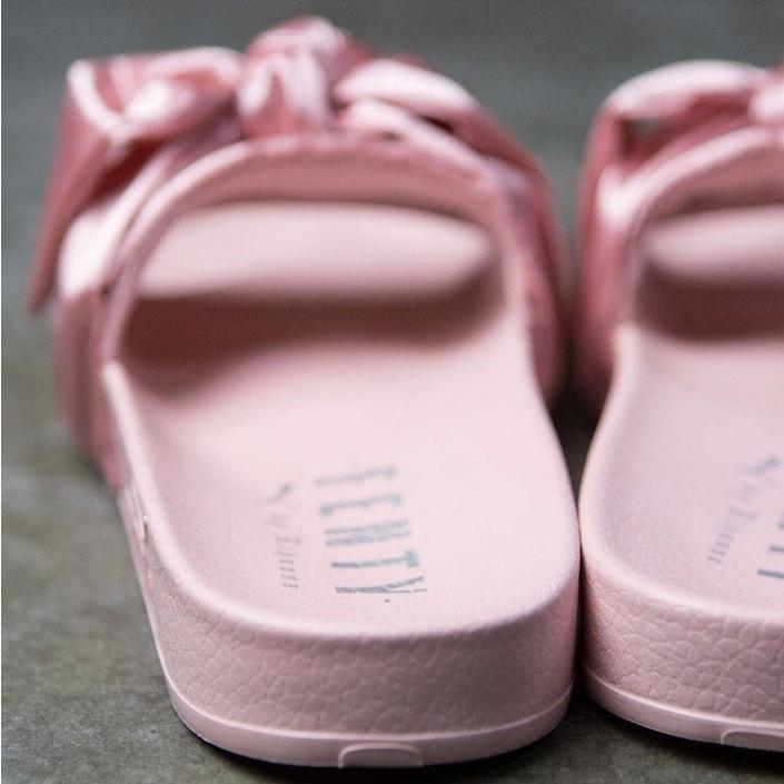 在庫処分セール プーマ フェンティ リアーナレディース サンダル リボンサンダル Puma Fenty Bow Slide Pu 8 Stone1 ヤフー店 通販 Yahoo ショッピング
