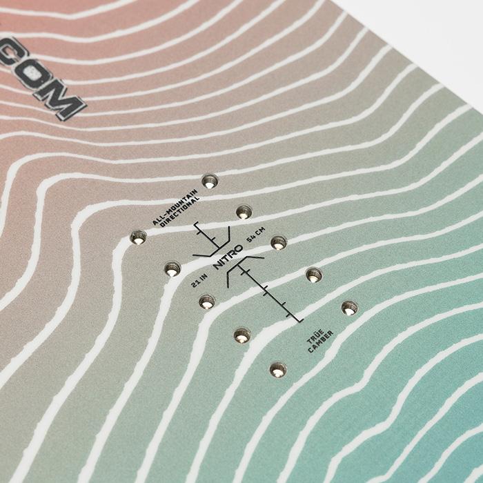 NITRO ナイトロ スノーボード 板 ALTERNATOR X VOLCOM 24-25 モデル