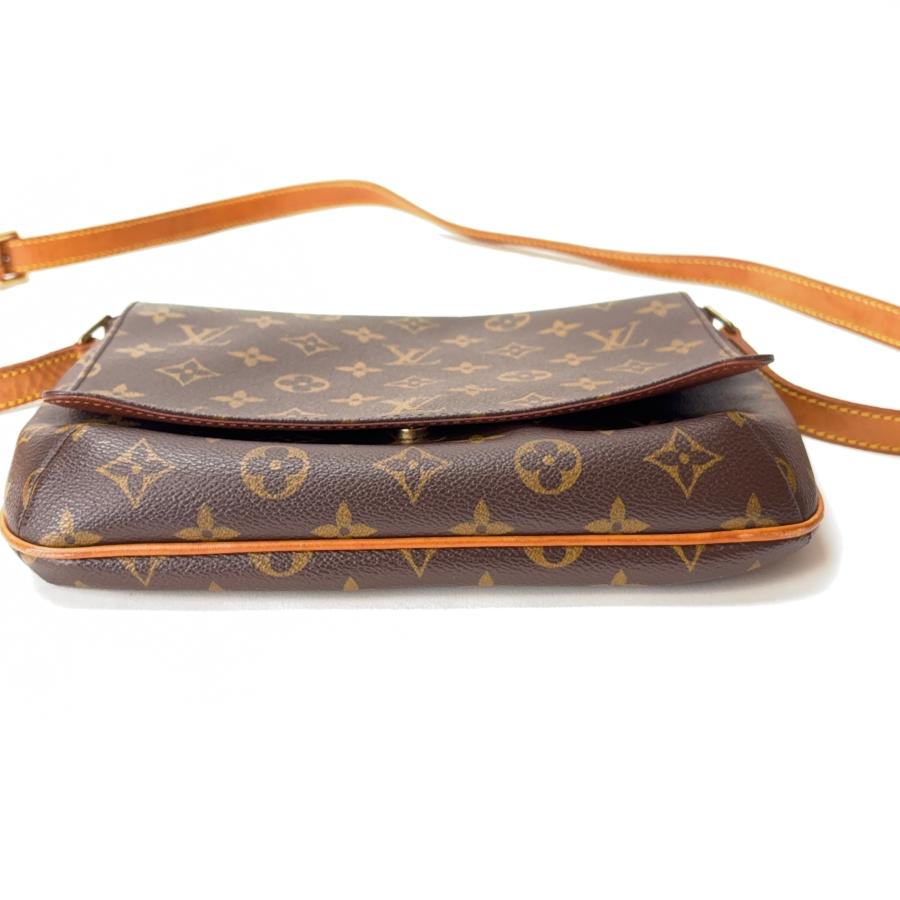 ルイヴィトン ショルダーバッグ モノグラム　ミュゼット・タンゴ　ロングストラップ 中古 ＜ルイ・ヴィトン / LOUIS VUITTON＞ ミュゼットタンゴ ロング