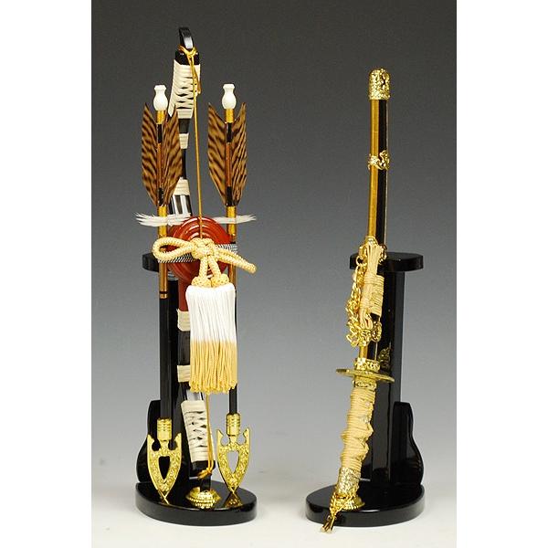 加藤一冑作　甲冑セット　アンティーク 江戸甲冑】四分の一 竹雀赤糸縅之御甲冑 加藤一冑作−人形のフタバ