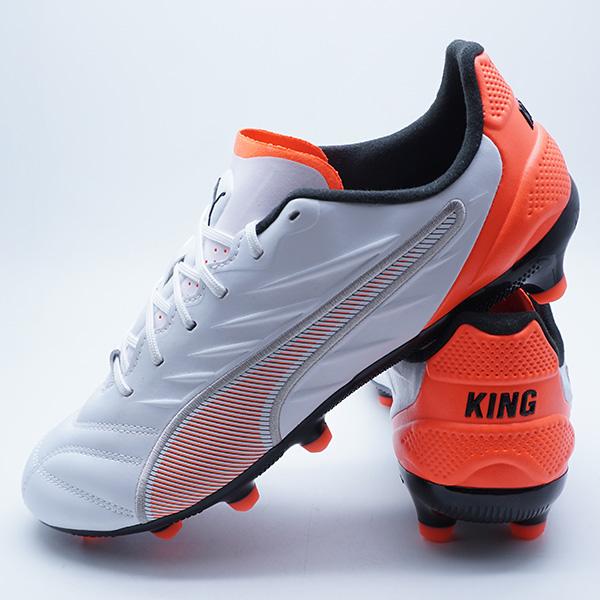 新品未使用　PUMA KING PRO HG PUMA（プーマ） キング プロ HG/AG PUMA 108829-01 プーマホワイト