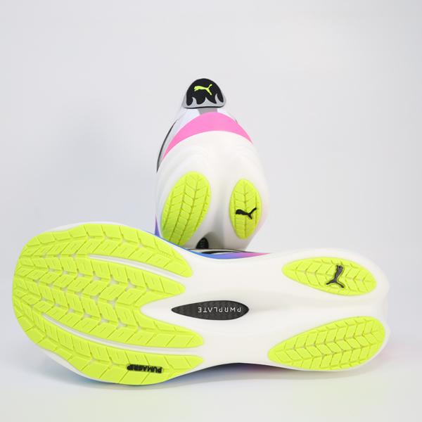 PUMA（プーマ） ディヴィエイト ニトロ 4 メンズ ランニングシューズ