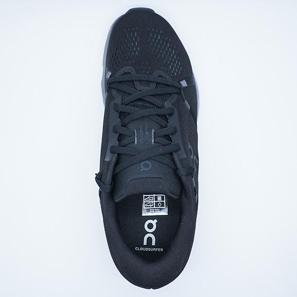 【極美品】On cloudsurfer2 ランニングシューズ23cm 黒 オン（On）（メンズ）ランニングシューズ クラウドサーファー 2