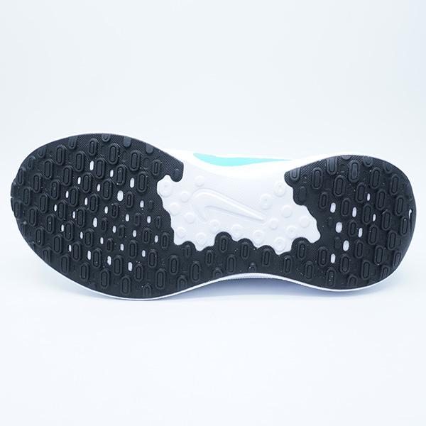 NIKE レボリューション 7 ナイキ FB2207-103 ホワイト