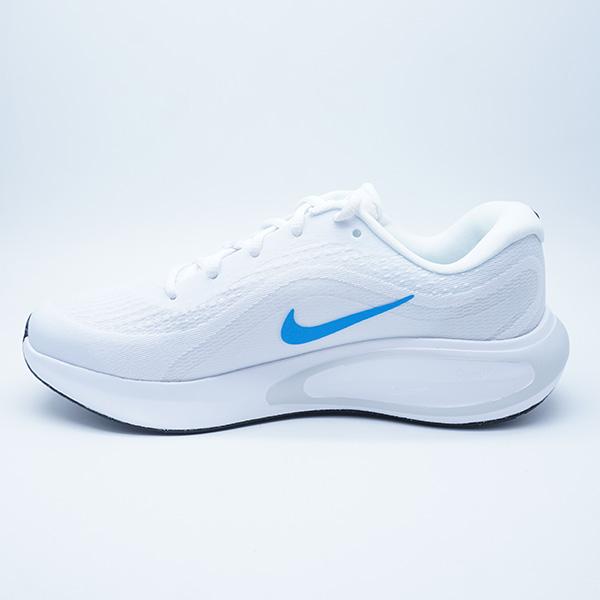 NIKE（ナイキ） ジャーニー ラン NIKE FN0228-108 ホワイト ランニング