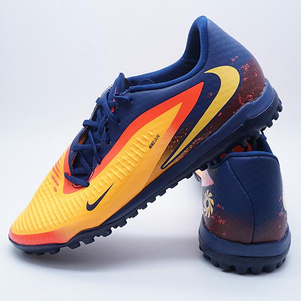 NIKE サッカーシューズ トレーニングシューズ ナイキ（NIKE）サッカートレーニングシューズ ターフグラウンド