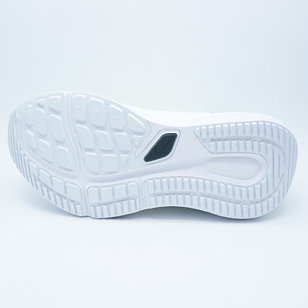 NIKE（ナイキ） エア ウィンフロー 12 NIKE HV9272-700 ボルトティント