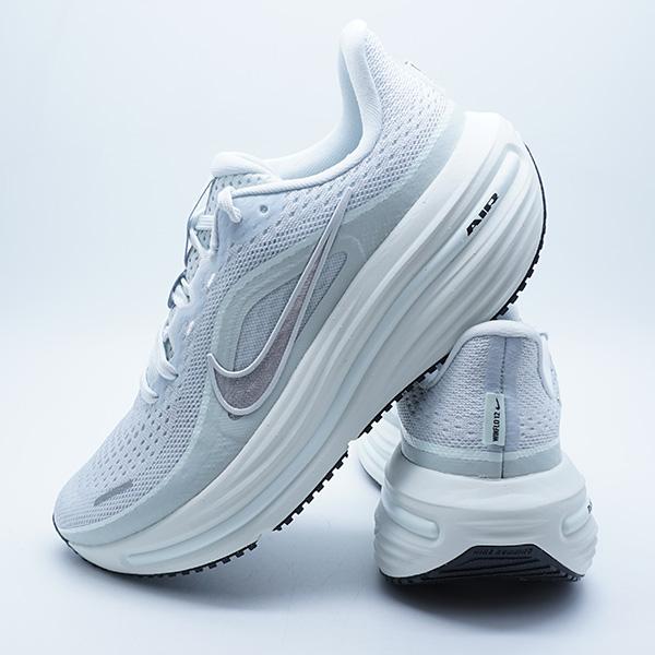 NIKE（ナイキ） ウィメンズ エア ウィンフロ 12 NIKE HV9273-104 オフ