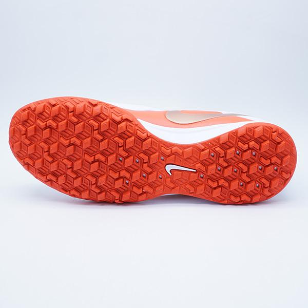NIKE（ナイキ） ティエンポ マエストロ アカデミー TF NIKE IB4484-100