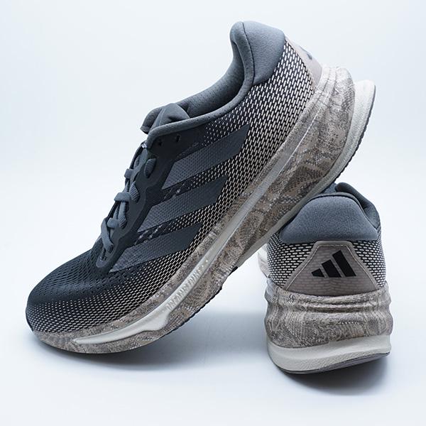 adidas（アディダス） SUPERNOVA RISE M adidas ID8781 カーボン