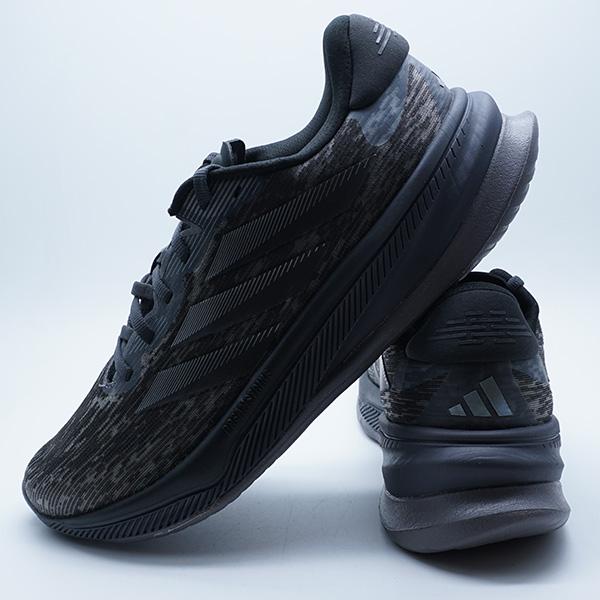 新品27.5cmアディダス ランニング スーパーノヴァ adidas（アディダス） 【決算価格】アディダス スーパーノヴァ
