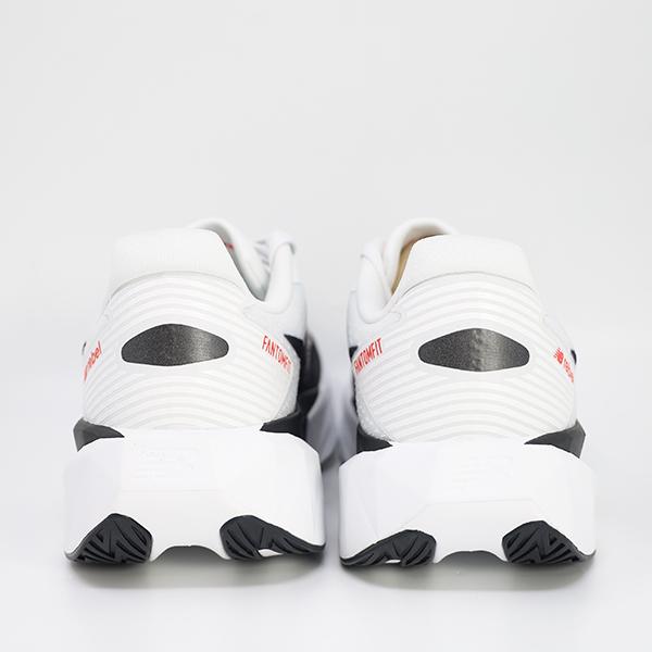 New Balance（ニューバランス） メンズランニングシューズ FuelCell