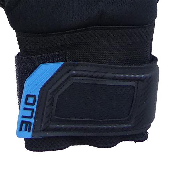 The One Glove APEX Surge ONE22-A005 サッカー キーパーグローブ GK