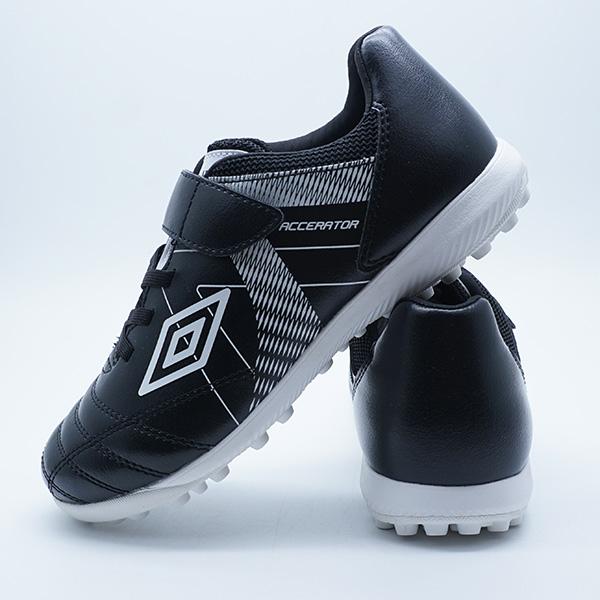 umbro（アンブロ） アクセレイター SB JR WIDE umbro UF5SFCT6J-BKWH
