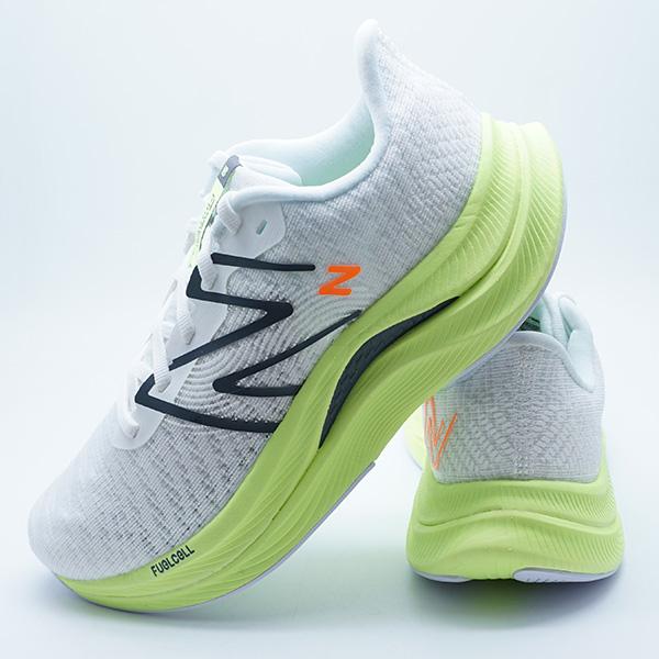 New Balance（ニューバランス） FUELCELL PROPEL プロペル V4 New