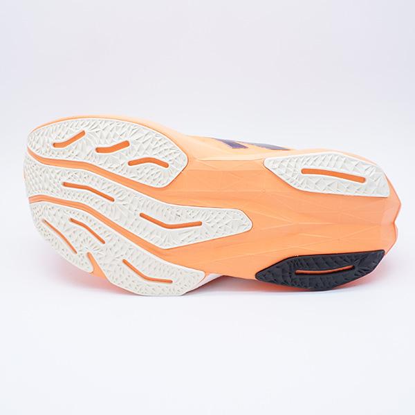 New Balance（ニューバランス） FuelCell Rebel v4 New Balance