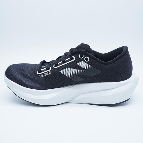 New Balance（ニューバランス） FuelCell Rebel v4 New Balance