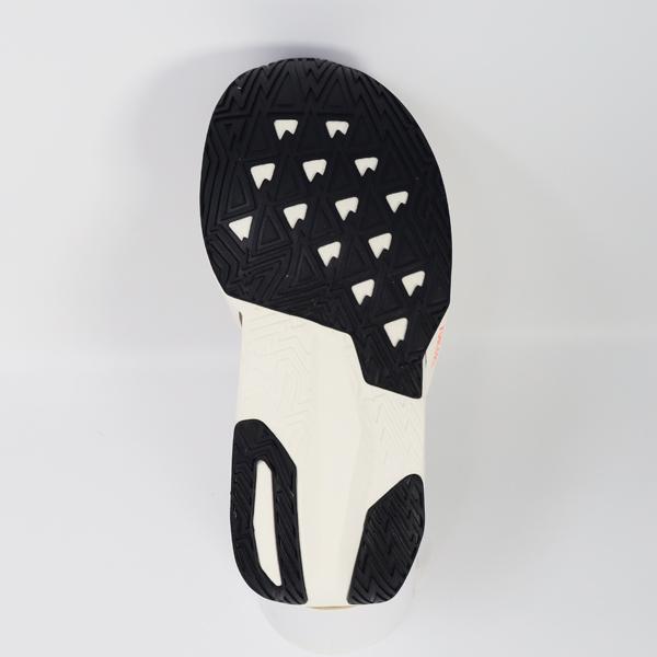 New Balance（ニューバランス） FuelCell Rebel v5 New Balance