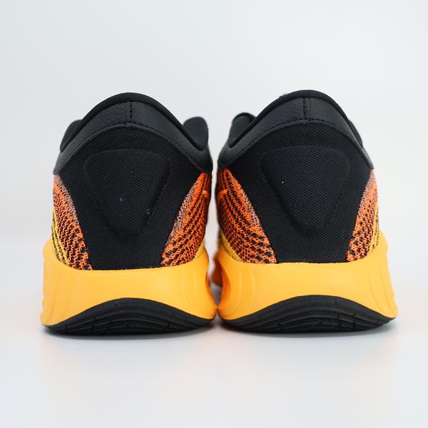 NIKE（ナイキ） バスケットボールシューズ G.T. ハッスル アカデミー