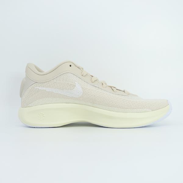 NIKE（ナイキ） バスケットボールシューズ G.T. ハッスル アカデミー