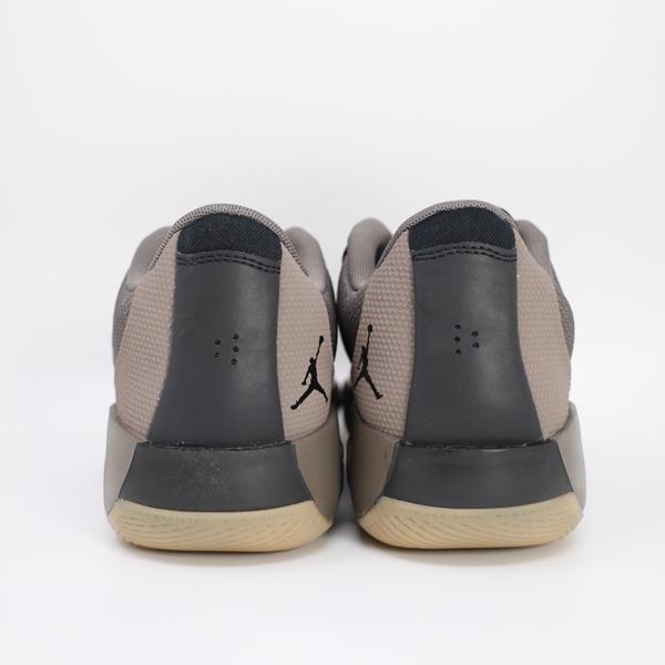 NIKE（ナイキ） NIKE JORDAN ジョーダン ルカ 77 PF レディース メンズ